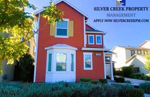 GORGEOUS 4 BED 3BATH HOME - DOWNSTAIRS BED AND FULL BATH WITH WALK IN SHOWER photos photos