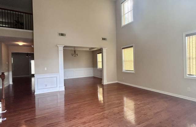 20 Savannah Drive Gallery 2