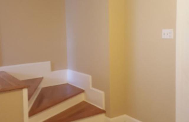 1328 Fox Run Dr Gallery 2
