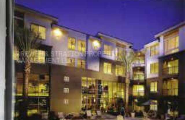 1701 East Colter Street Unit: 421 Gallery 4