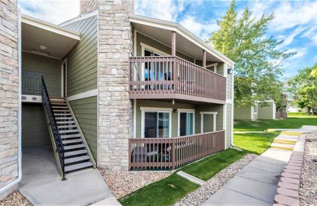 1 Bed 1 Bath Aurora Condo Located Near Cherry Creek State Park! Available NOW!! - 3490 South Eagle Street, Aurora, CO 80014