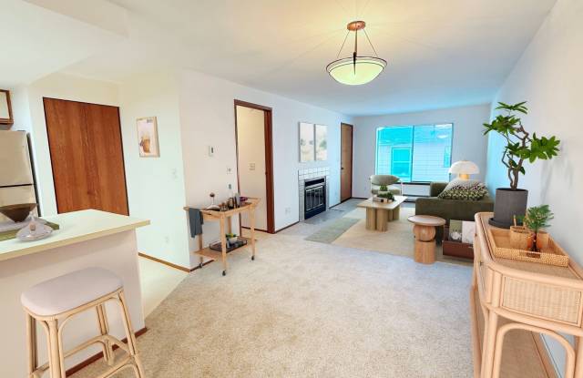 The Sandridge, LLC Gallery 3