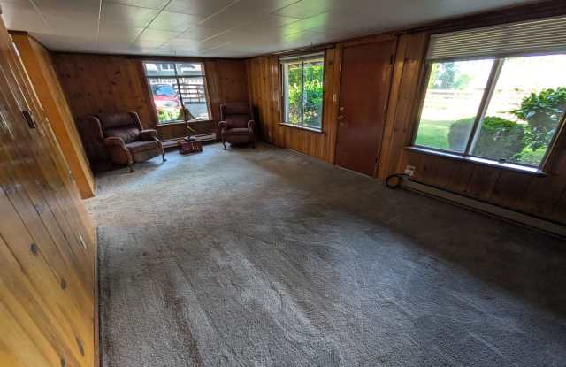 10121 Lake Steilacoom Dr, Lakewood, WA 98498 Gallery 3