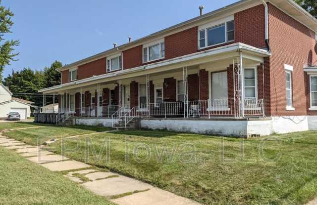 302 1/2 1st Street Southeast photos photos