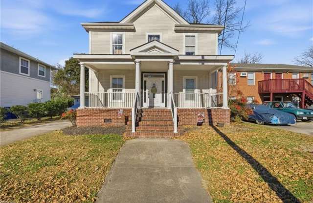 726 W 35th Street photos photos