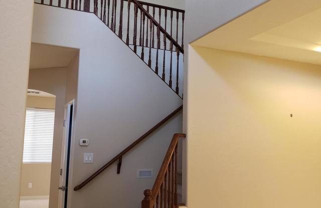 4730 S MCMINN Drive Gallery 3