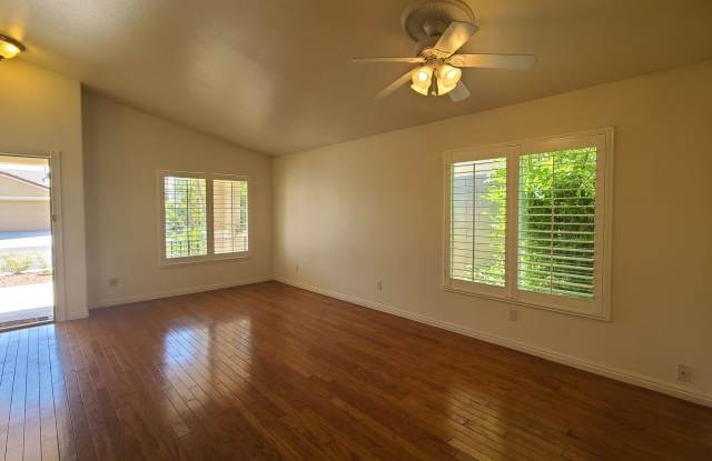 1 Story home located in Summerlin Gallery 3