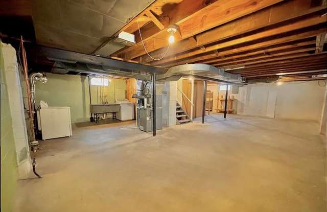 21337 Audette Street photos photos