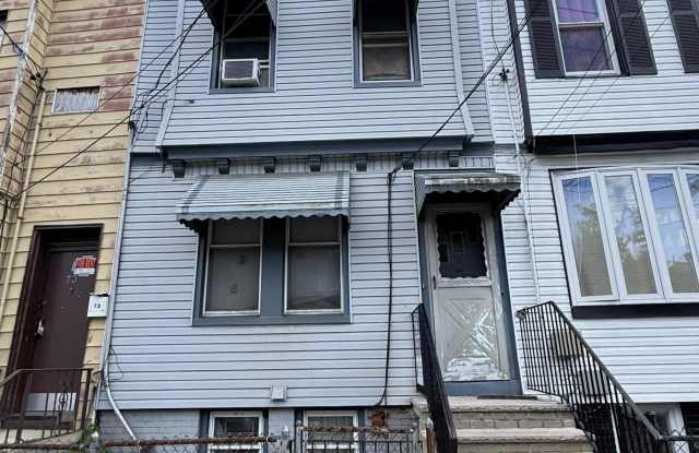 75 Virginia Avenue Gallery 1