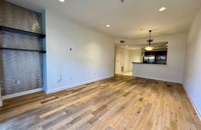 Spacious 2 Bed/2Bath condo available now! photos photos