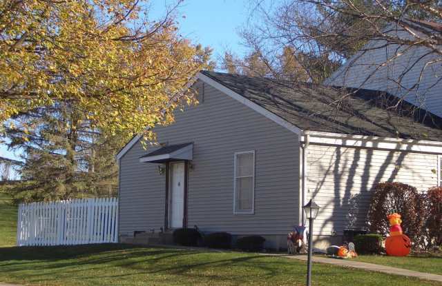 110 Richmond Rd - 110 Richmond Road, McDonough County, IL 61455
