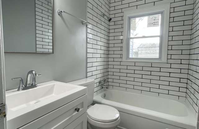 2421 Shepherd Drive Northwest Gallery 3