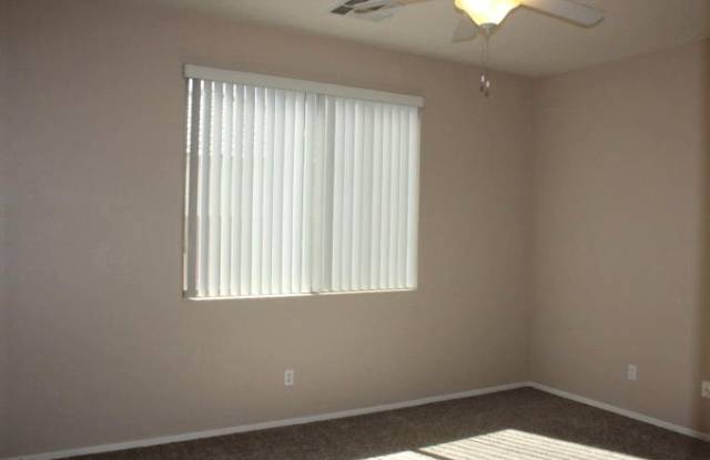 1199 S Emmett Dr Gallery 2