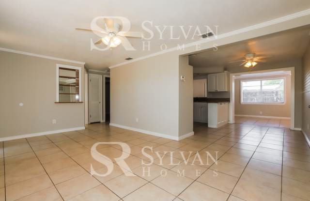4326 Beacon Square Drive Gallery 4