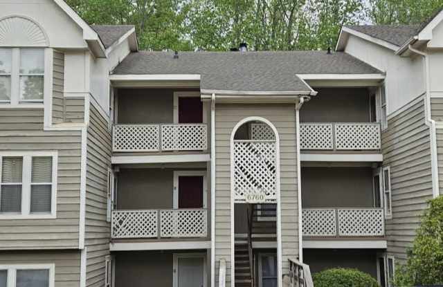 1004 Brookhollow Drive - 2 photos photos