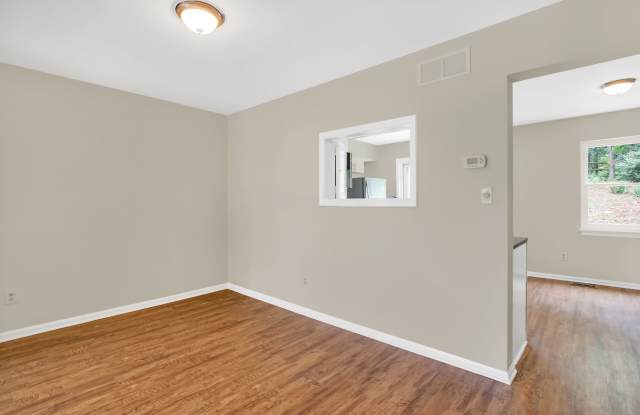 8650 Castlemill Cir Gallery 3