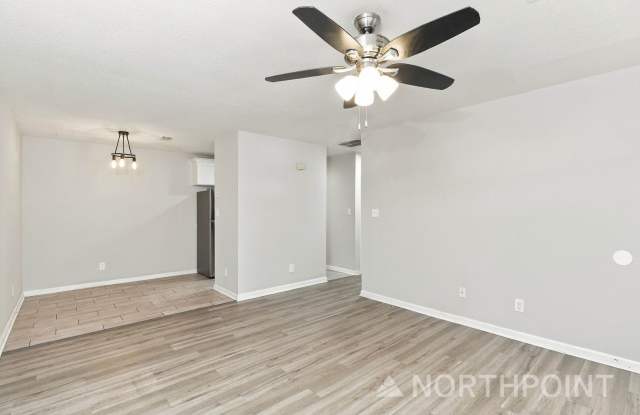 Move-in Special! 1/2 Off First Month! Newly Renovated Unit | 2 BR/1BA | Chandler Estates in Rock Hill Gallery 3