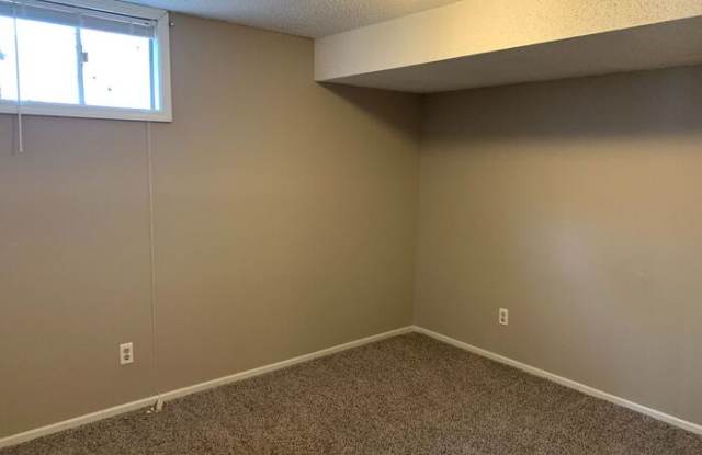 3815 Northeast Colonial Drive Gallery 4