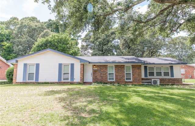 826 Greg Drive photos photos