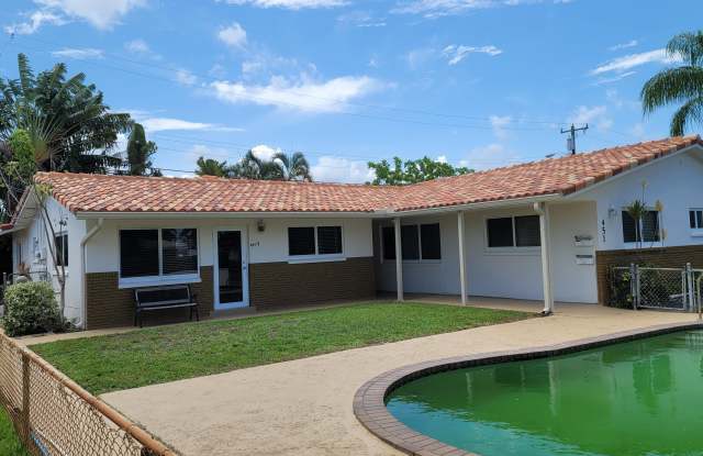 451 SE 1st Avenue unit: S photos photos