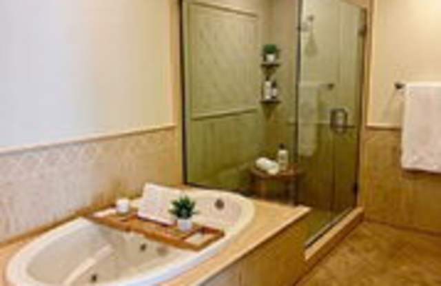 345 South Reeves Drive photos photos