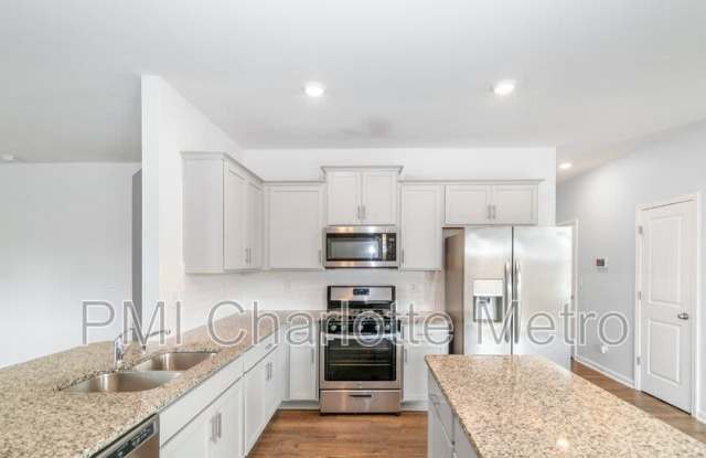8019 Rowling Dr Gallery 2