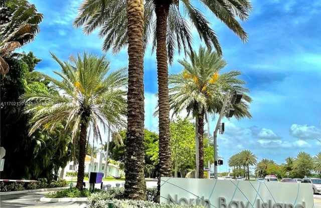 7510 Coquina Dr - 7510 Coquina Drive, North Bay Village, FL 33141
