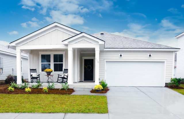 3 bedrooms and 2 full bathroom- Located in the new community of Heartwood in Richmond Hill, GA!!! photos photos