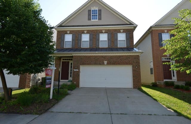 9586 Linnett Hill Dr - 9586 Linnett Hill Dr, Lorton, VA 22079