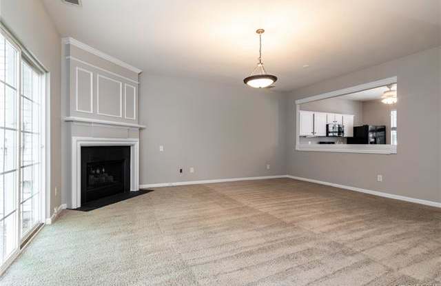 6647 Rothchild Drive Gallery 4