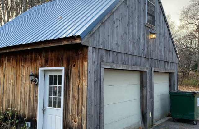 951 Erickson Road Gallery 2