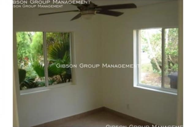 4504 NE 15th Ave - 4504 NE 15th Ave, Oakland Park, FL 33334