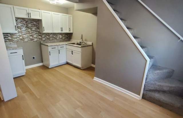 2 Bedroom Single Family - Brand new renovations photos photos
