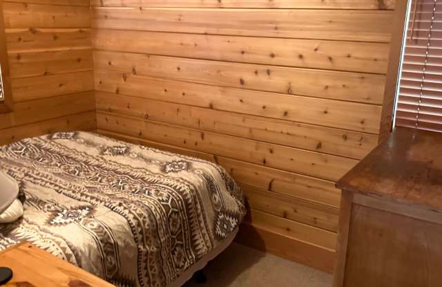 Furnished mountain cabin Gallery 4