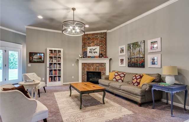 Beautiful 3 bedroom 2 bathroom home in Monarch Ridge photos photos