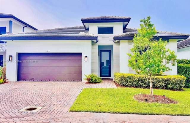 8143 NW 45th St photos photos