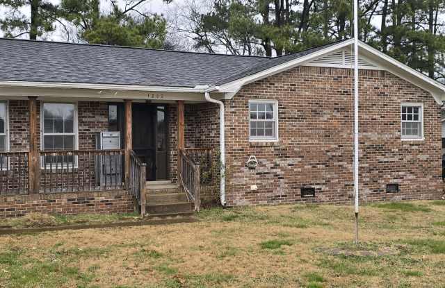 1202 Brindley Drive - 1202 Brindley Drive, Pulaski, TN 38478