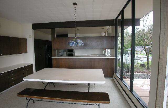 4822 Browns Point Boulevard Gallery 4