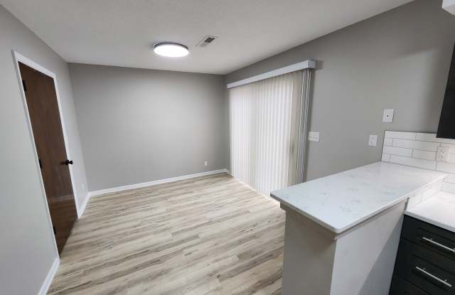 1105 West Cumberland Drive photos photos