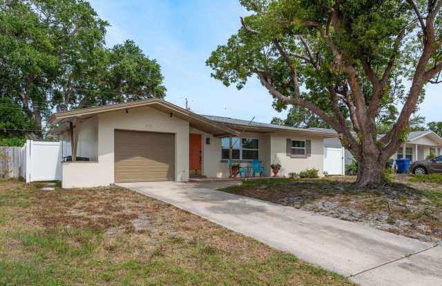 2153 Pocahontas Drive photos photos
