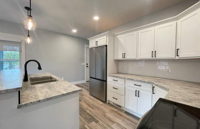 Beautiful One Bedroom in Cherry Hill - All Utilities Including WiFi are included! Gallery 4