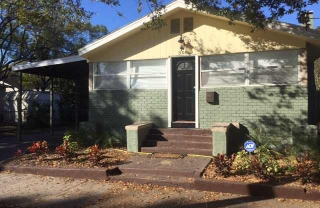 3/2 Historic North Hyde Park Bungalow photos photos