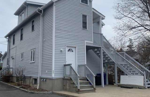 63 Winfield Street Gallery 2