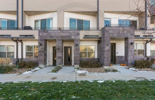2622 West 24th Avenue photos photos