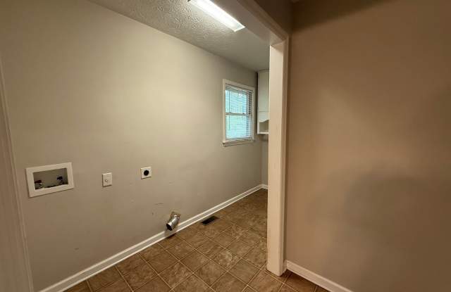 68 Glen Forest Trail Gallery 3