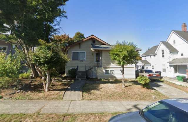6341 4th Avenue NE Gallery 1