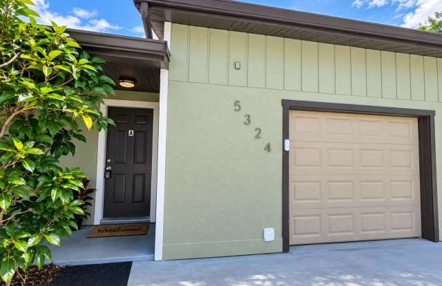 Nice 2 bed/ 2 bath/ 1 car garage near SRQ Airport - Ringling Museum Area Gallery 3