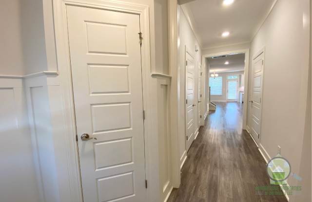 10 Jaycee Court Gallery 2