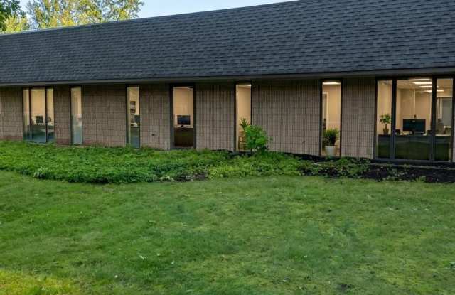 2211 WHITEHORSE MERCERVILLE Road Gallery 1