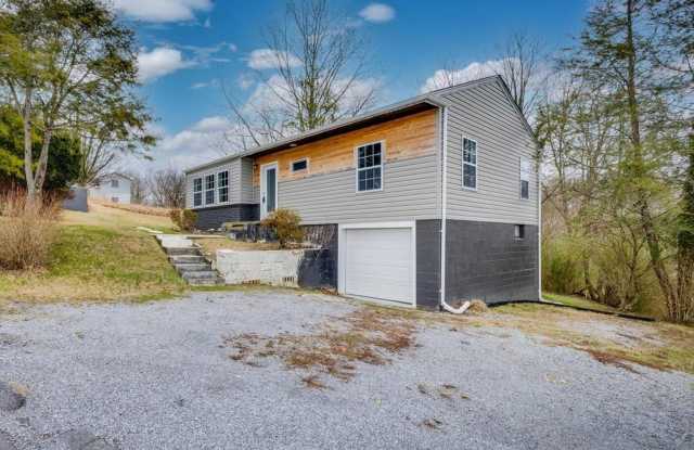 Newly renovated 3 bed and 1 bath house in kingsport photos photos